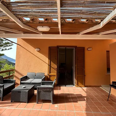 Like Calamazzo Di Sciacca *